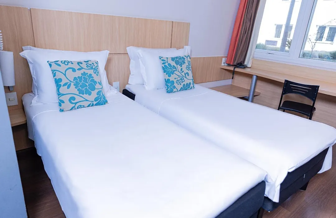 Hotel Lieto-1
