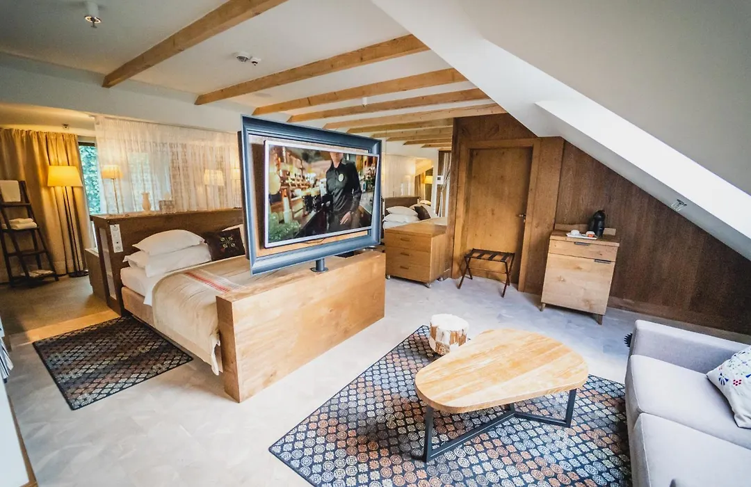 Hotel Bristol Tradition And Luxury-1
