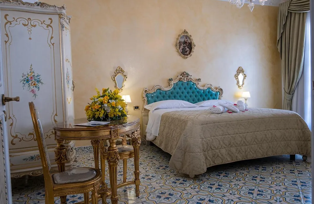Grand Hotel La Sonrisa-1
