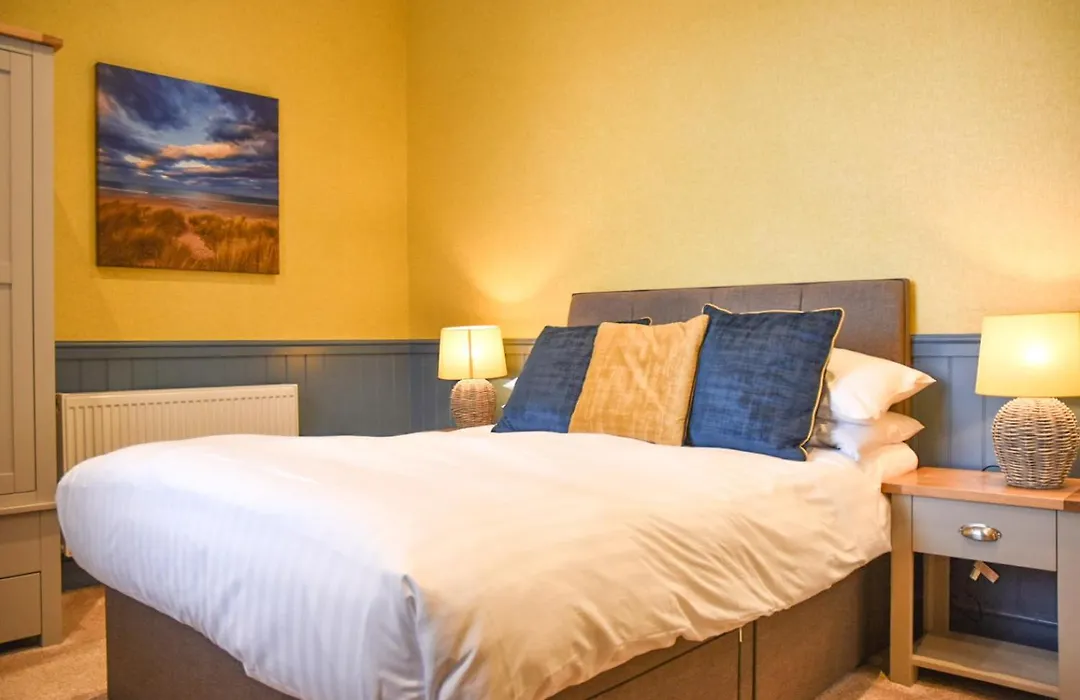 Dunstanburgh Castle Inn-1