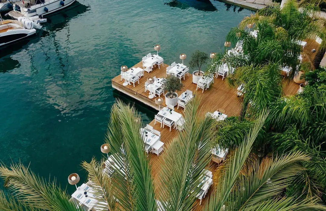 Yacht Classic Hotel - Boutique Class-1