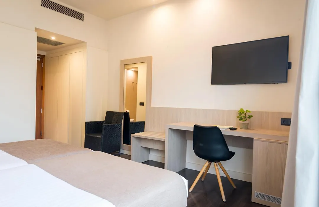 Hotel Alga-1