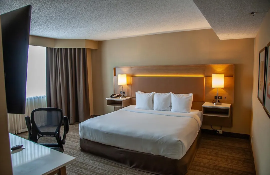 Edmonton Hotel & Convention Center Edmonton-1