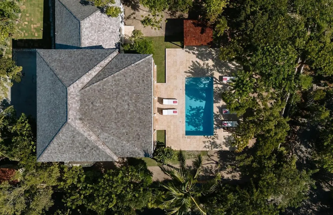 Pink Sands Resort-1