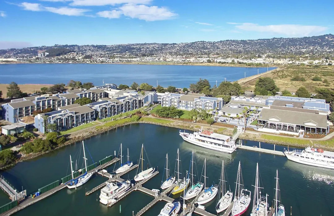 Doubletree By Hilton Hotel Berkeley Marina-1