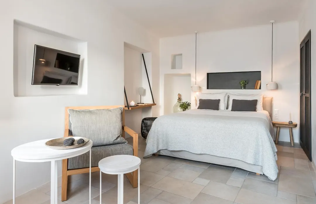 Porto Fira Suites-1