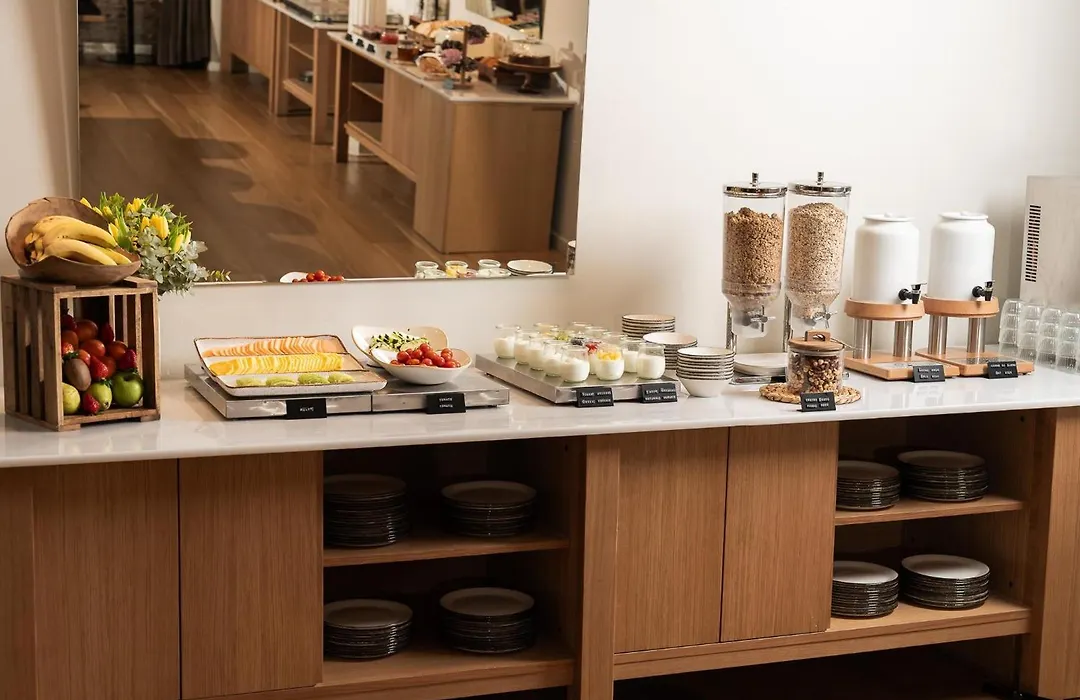 Hotel Regina Barcelona-1