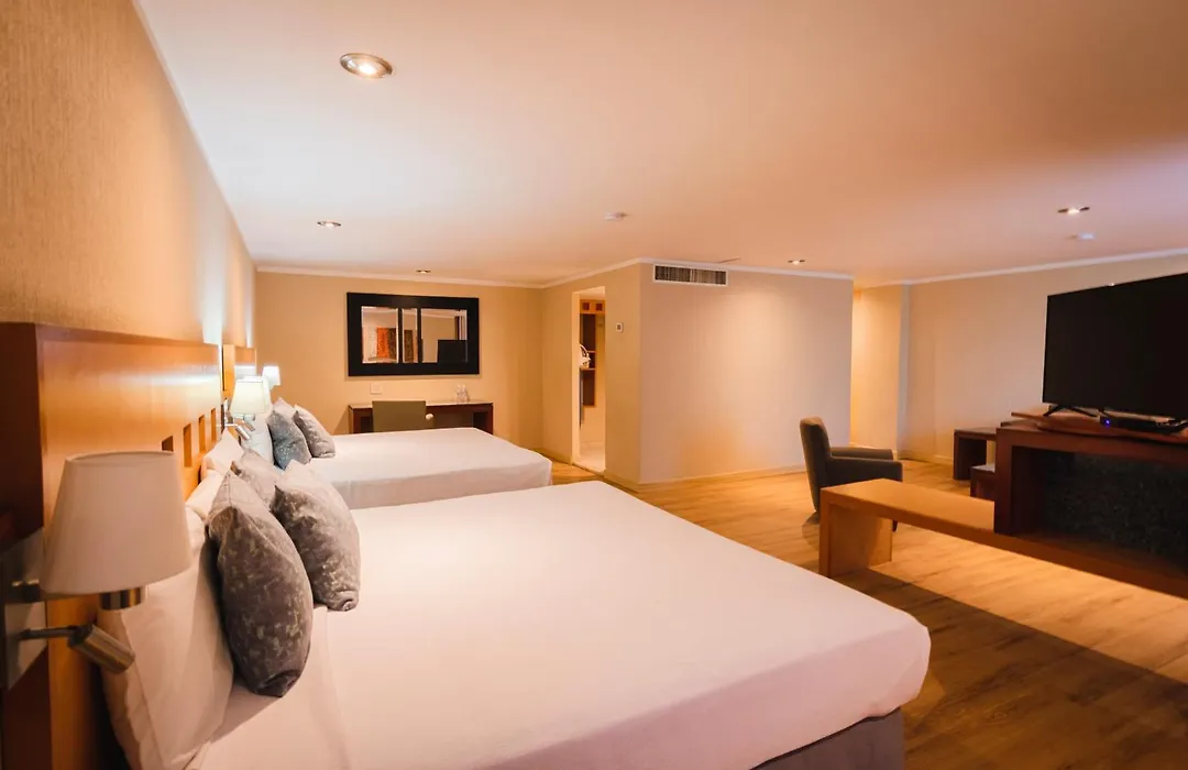Hotel Mirabel-1