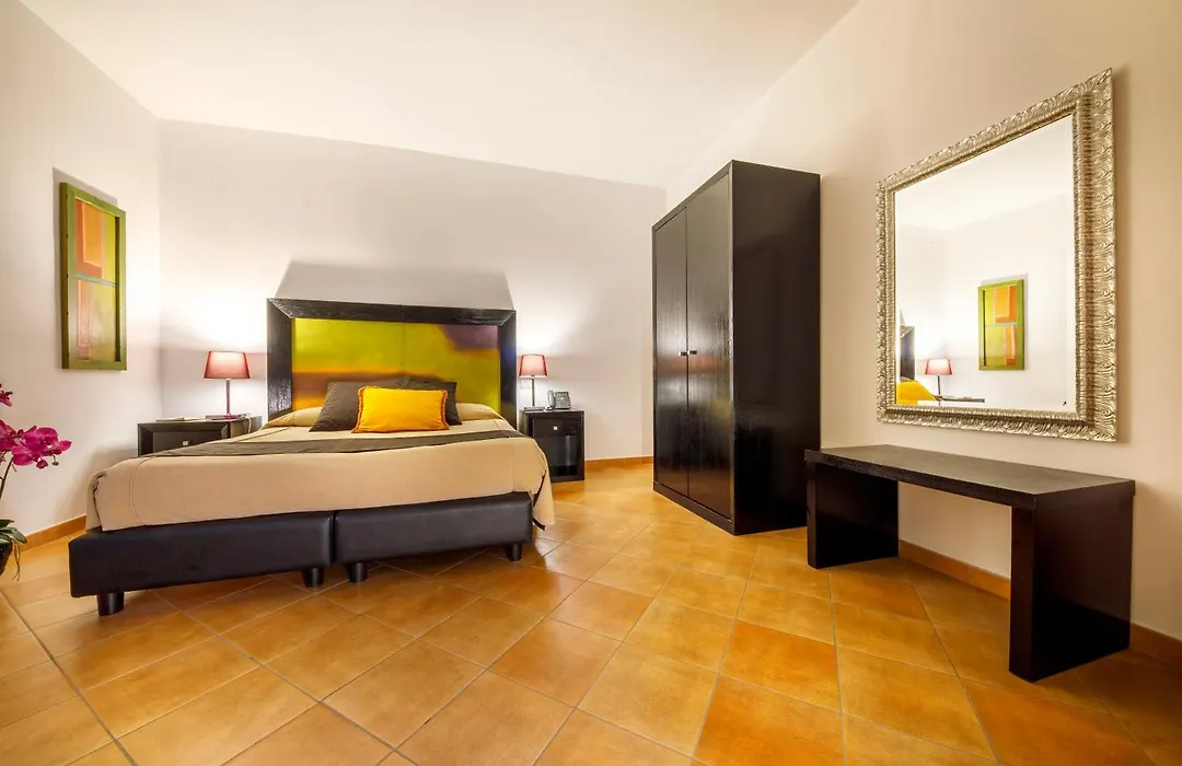 Relais Villa Buonanno-1