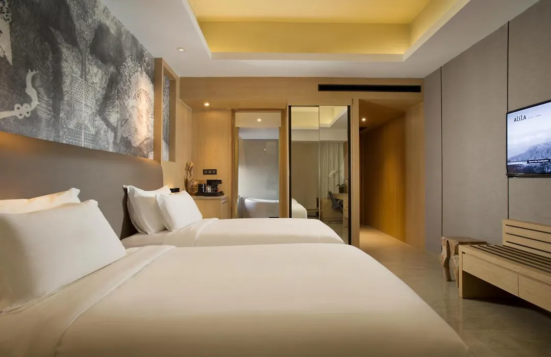 Alila Solo-1