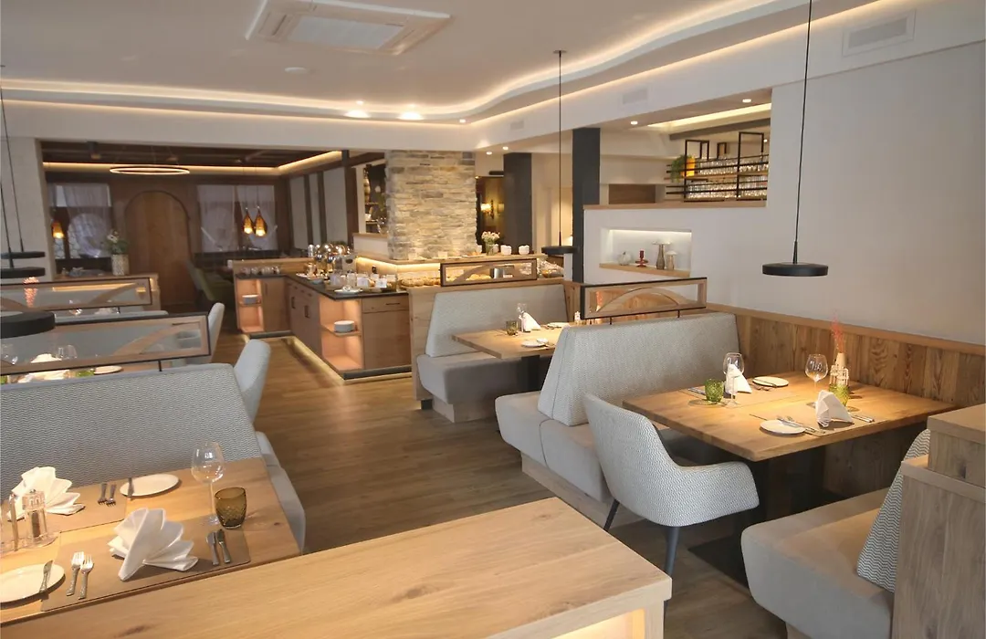 Genuss- und Wellnesshotel Bercher-1