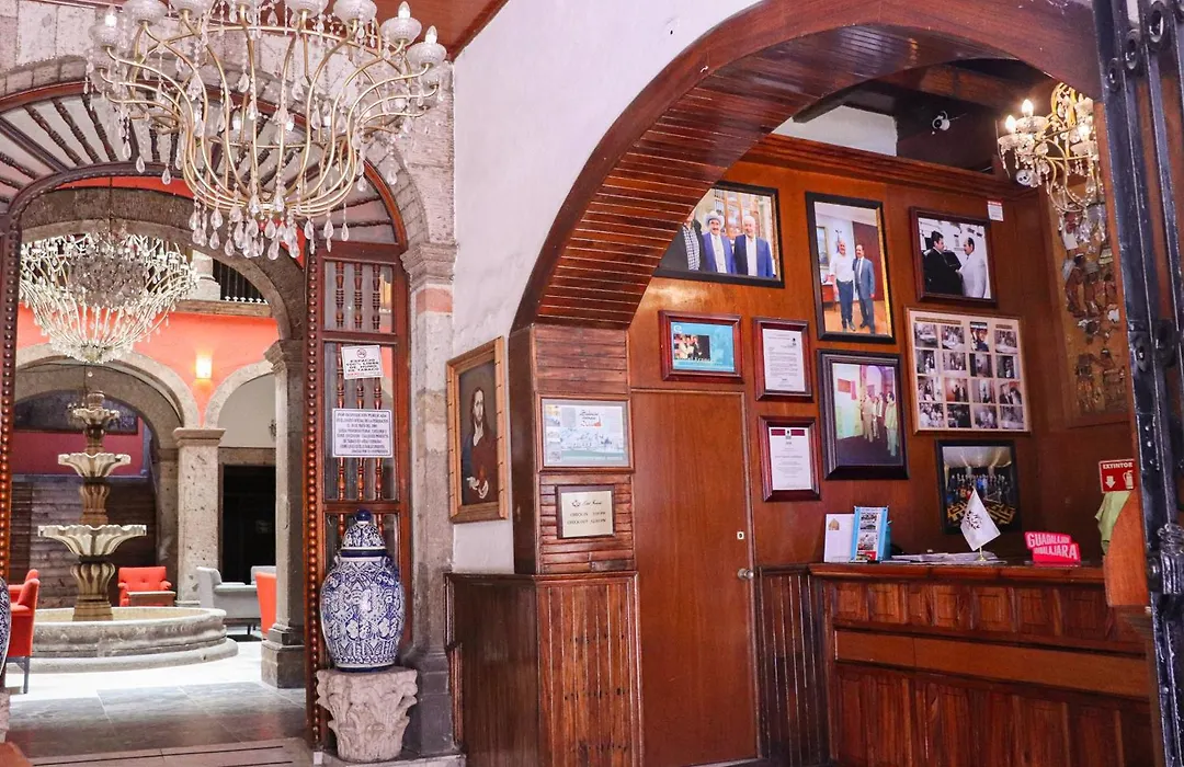 Hotel Frances-1