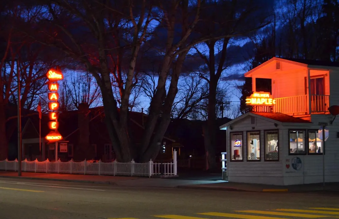 Silver Maple Inn-1