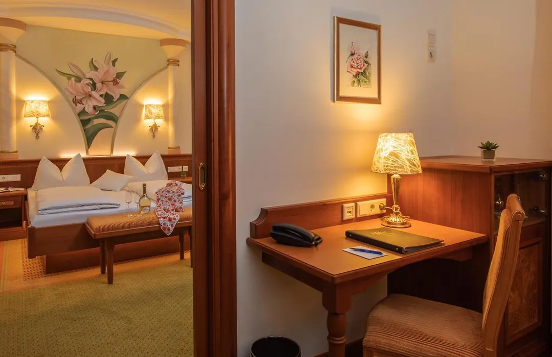 Hotel am Schloßberg-1