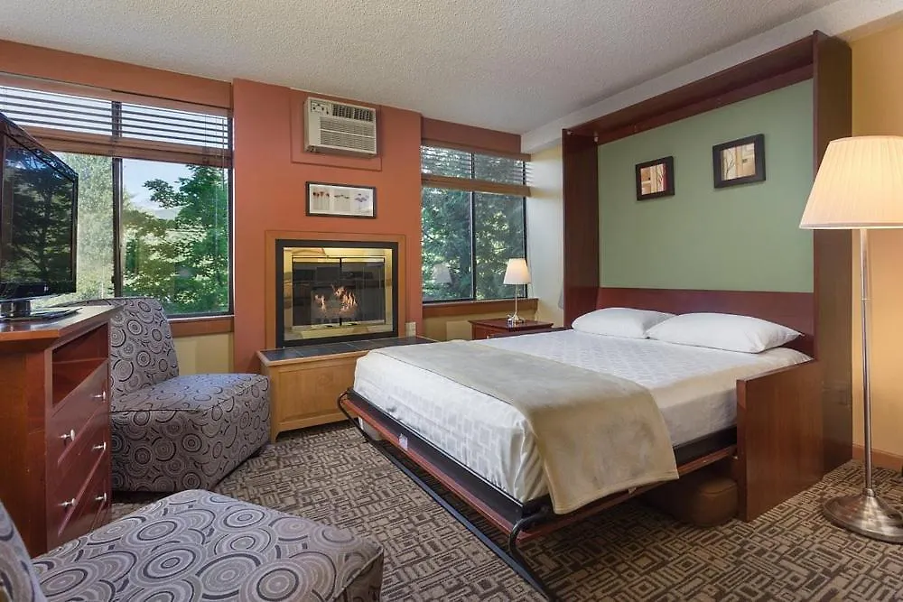 Mountain Side Hotel Whistler By Executive-1