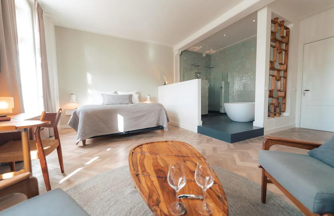 Hotel De Witte Dame-1