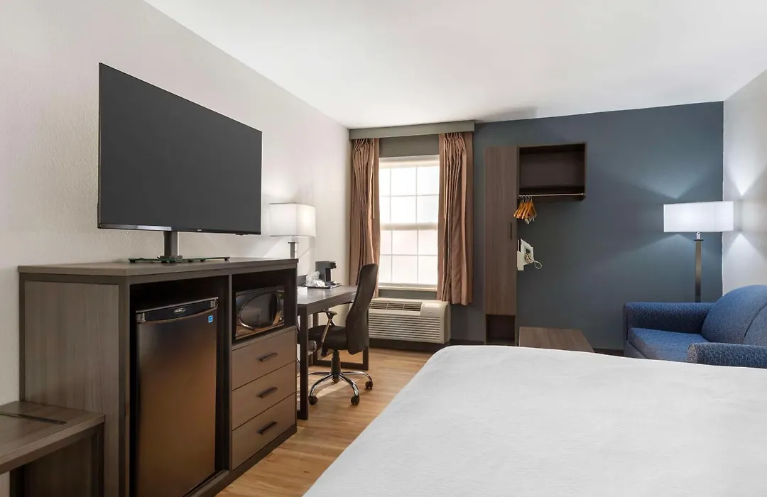 Best Western Mystic Hotel-1