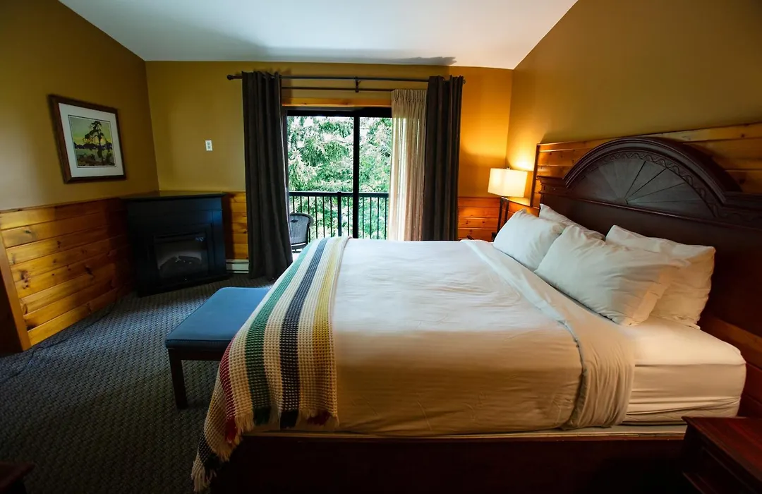 Oakwood Resort-1