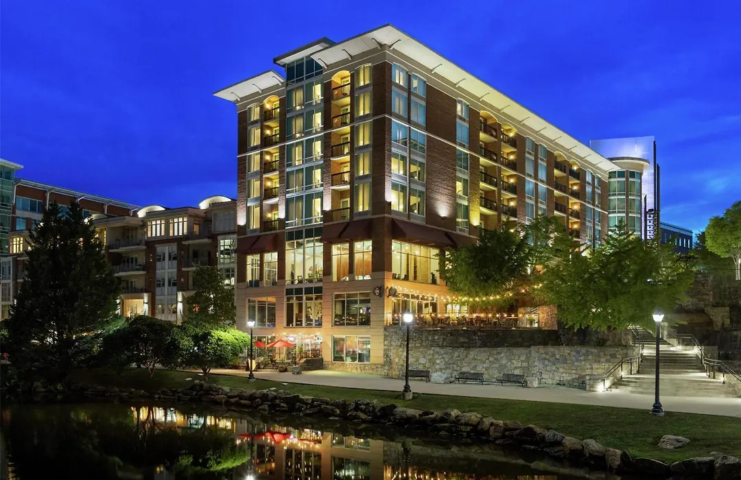 Hampton Inn & Suites Greenville-Downtown-Riverplace-1