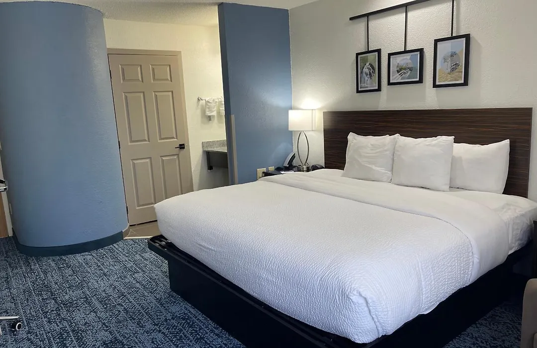Sleep Inn Hanes Mall-1
