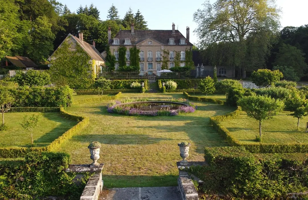 Chateau De Villette-1