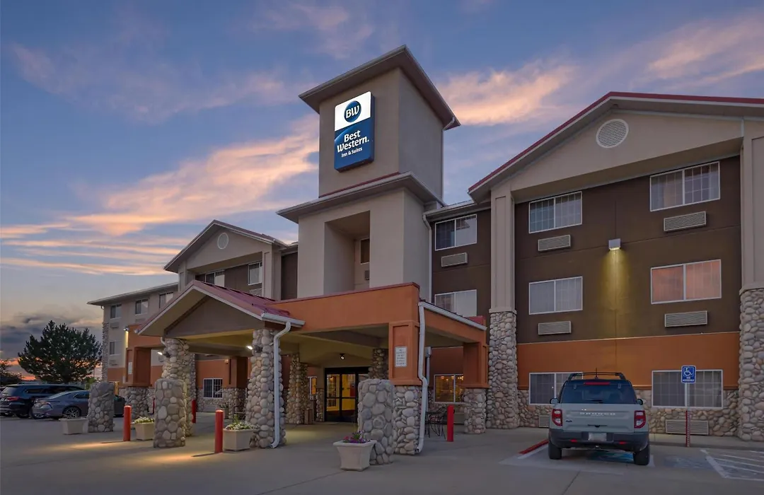 Best Western Firestone Inn & Suites-1