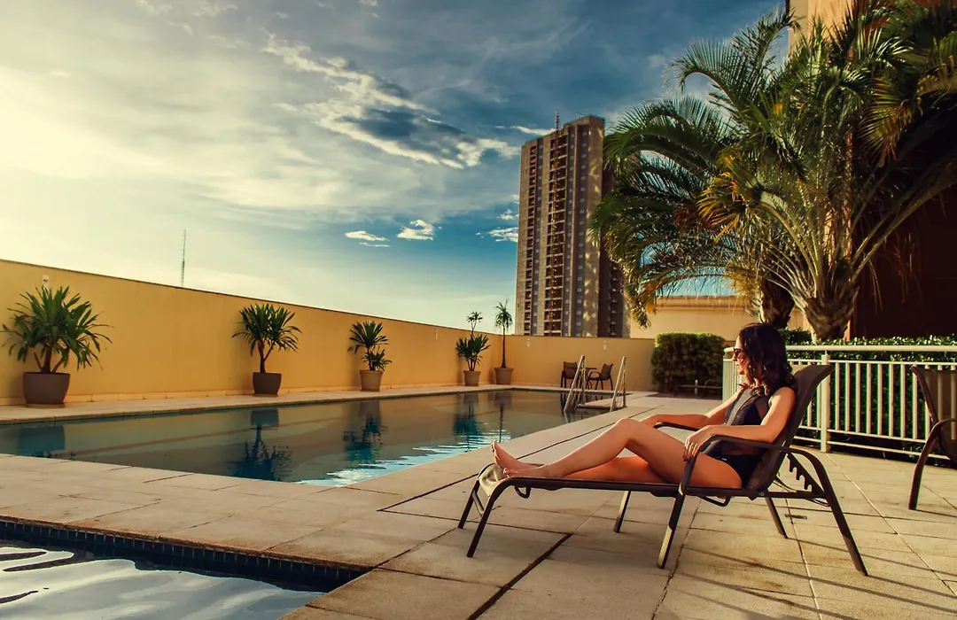 Delmond Hotel-1