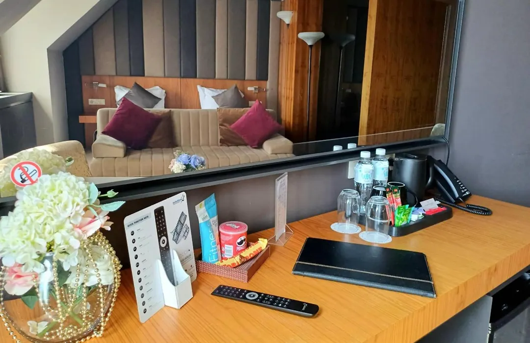 All Seasons Residence Design Hotel - Free Parking-1