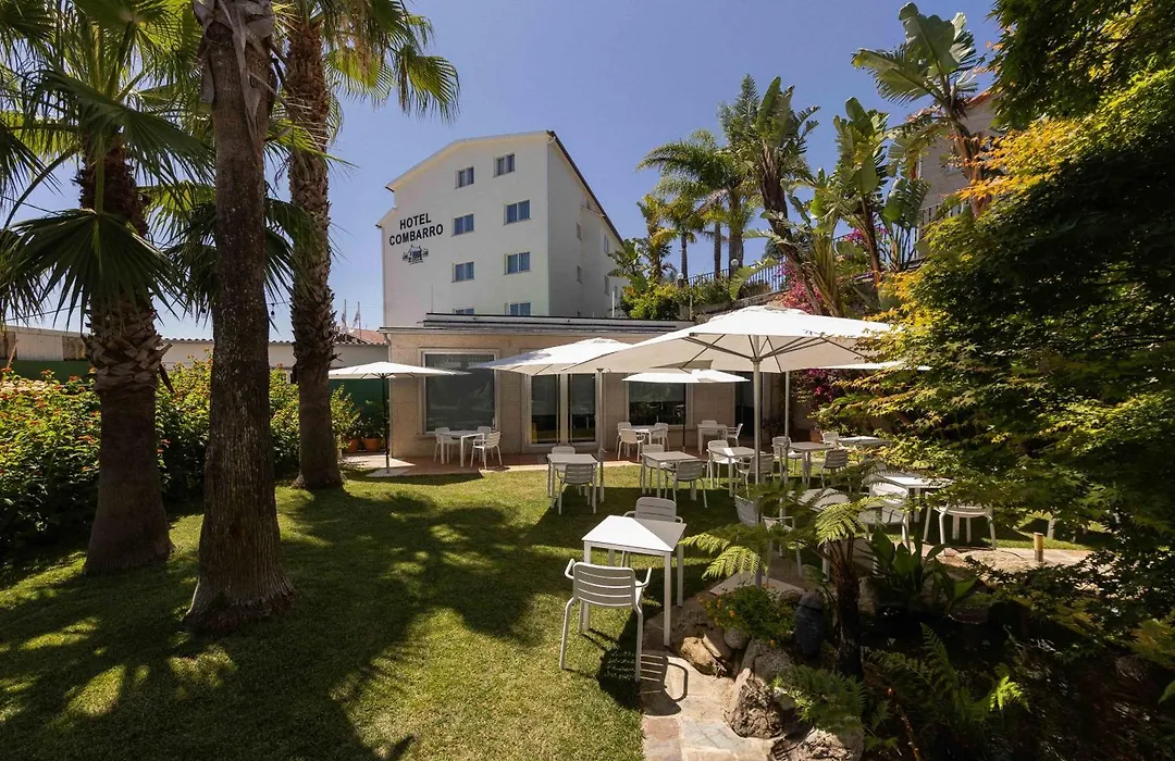Hotel Combarro-1