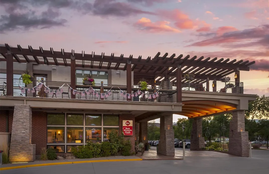 Best Western Plus Canyonlands Inn-1