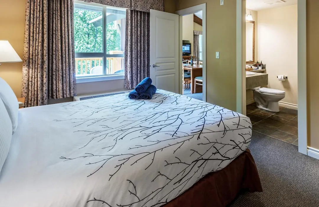 Pemberton Valley Lodge-1