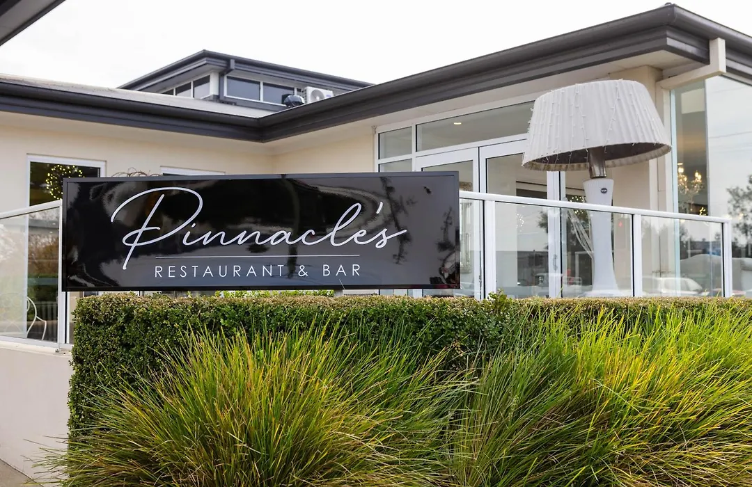 International Hotel Wagga Wagga-1