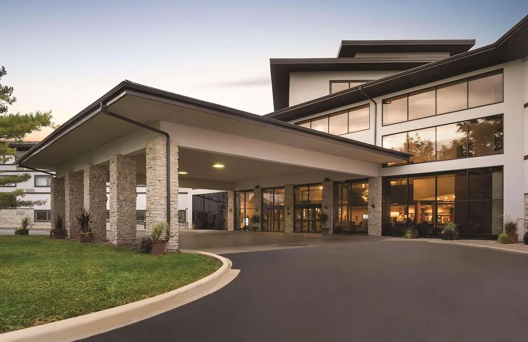 Oneida Casino Hotel-1