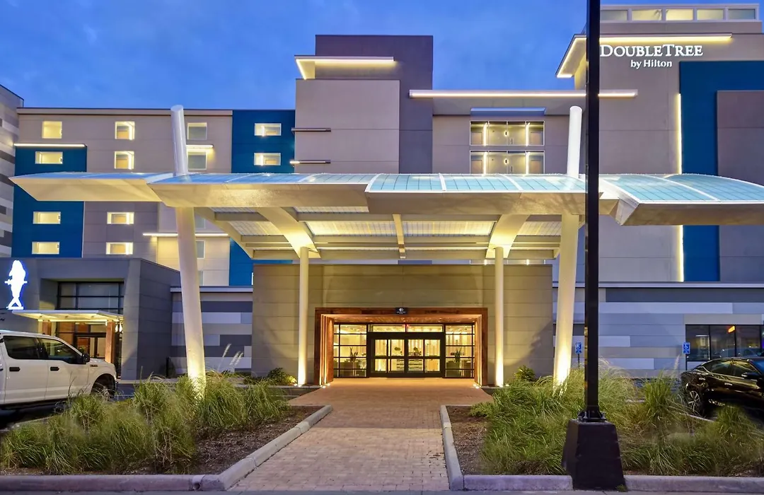 Doubletree By Hilton Oceanfront Virginia Beach-1