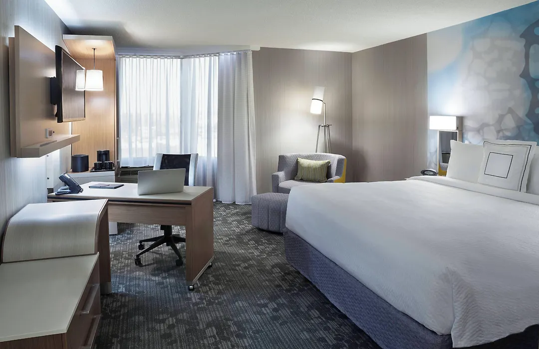 Courtyard By Marriott Toronto Northeast/Markham-1