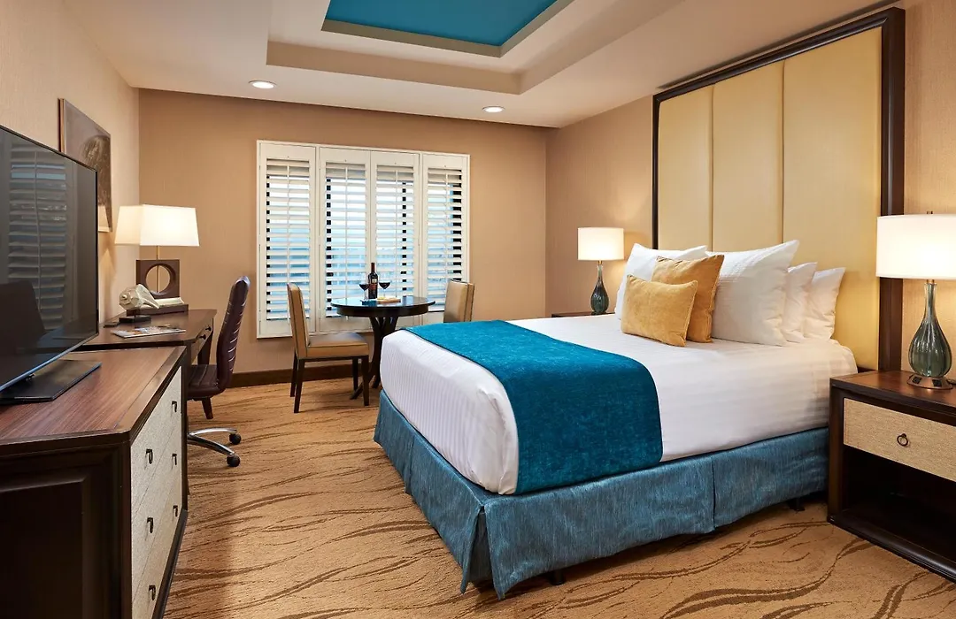 Empress Hotel La Jolla-1