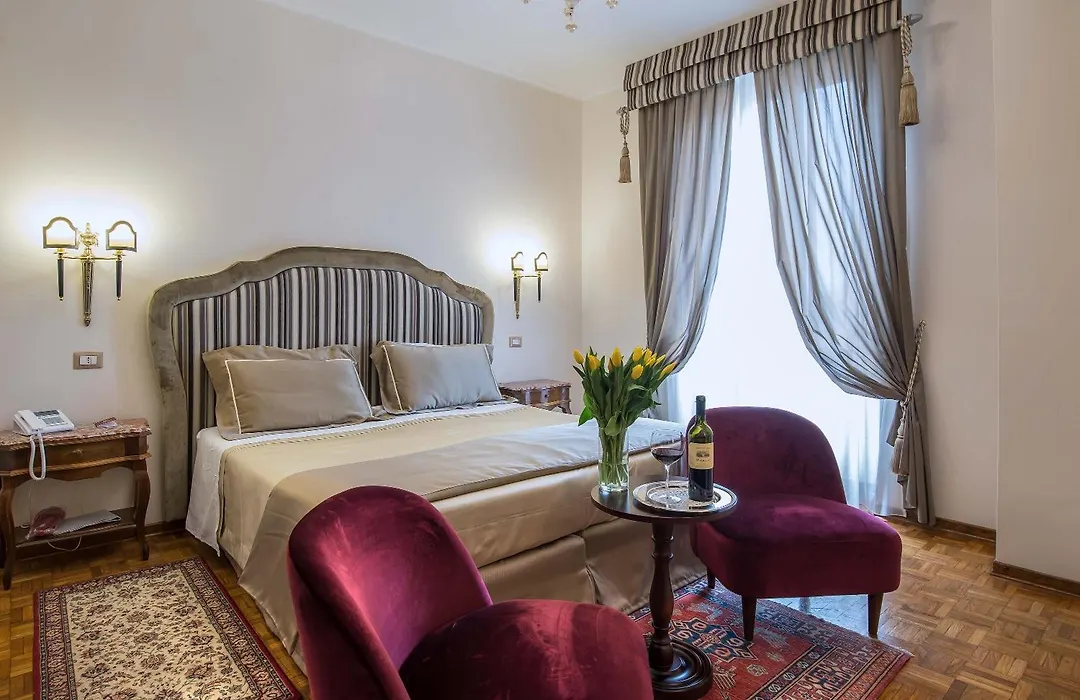 Hotel Forum-1