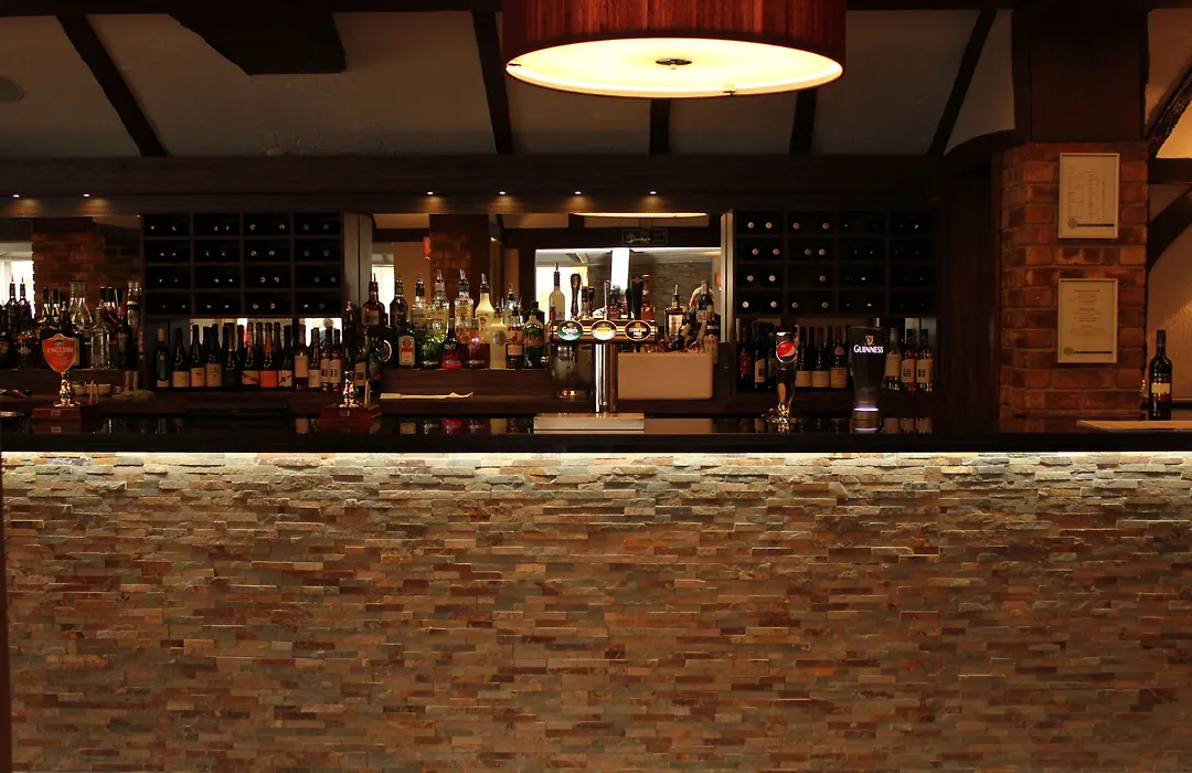 The Legacy Rose & Crown Hotel-1