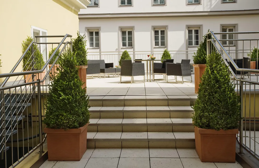 Hotel Sandwirth-1