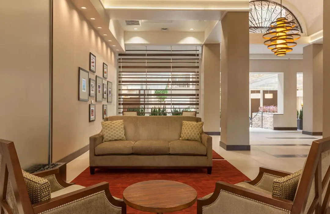 Embassy Suites Baton Rouge-1