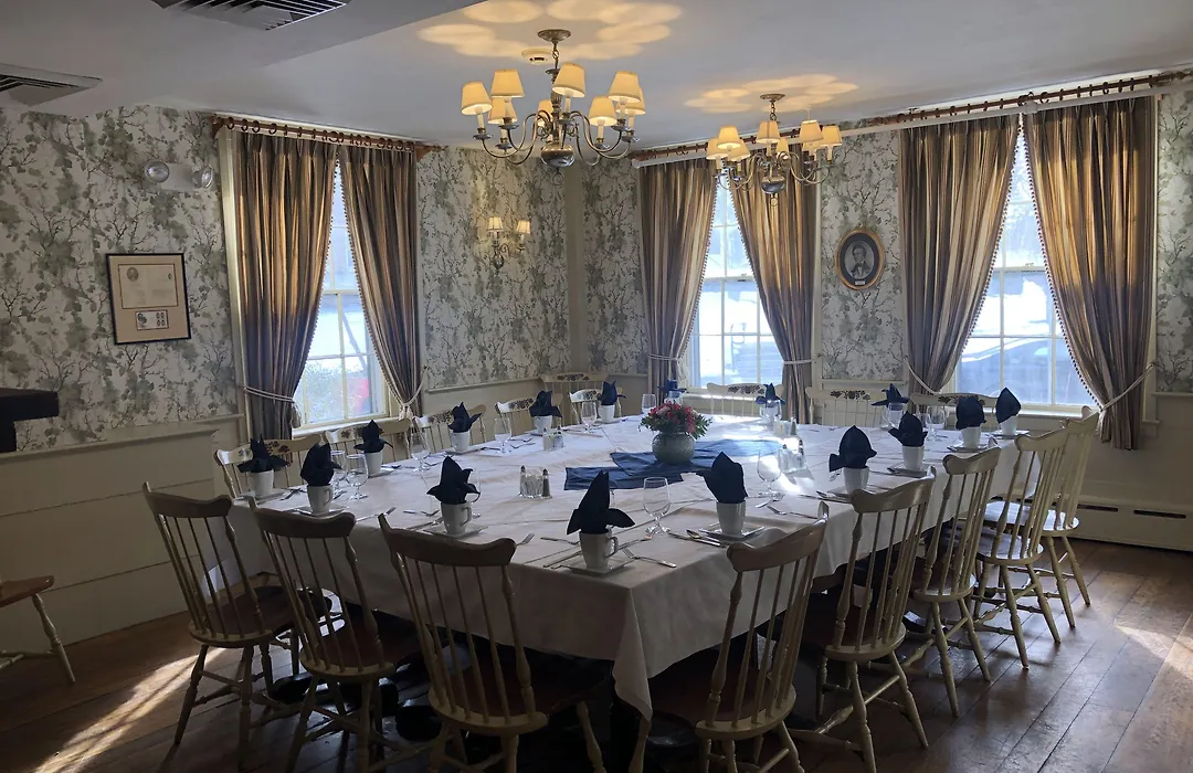 Concord'S Colonial Inn-1