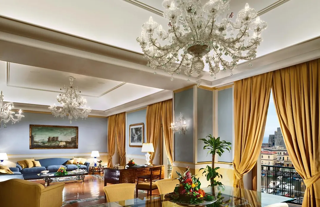 Grand Hotel Vesuvio-1