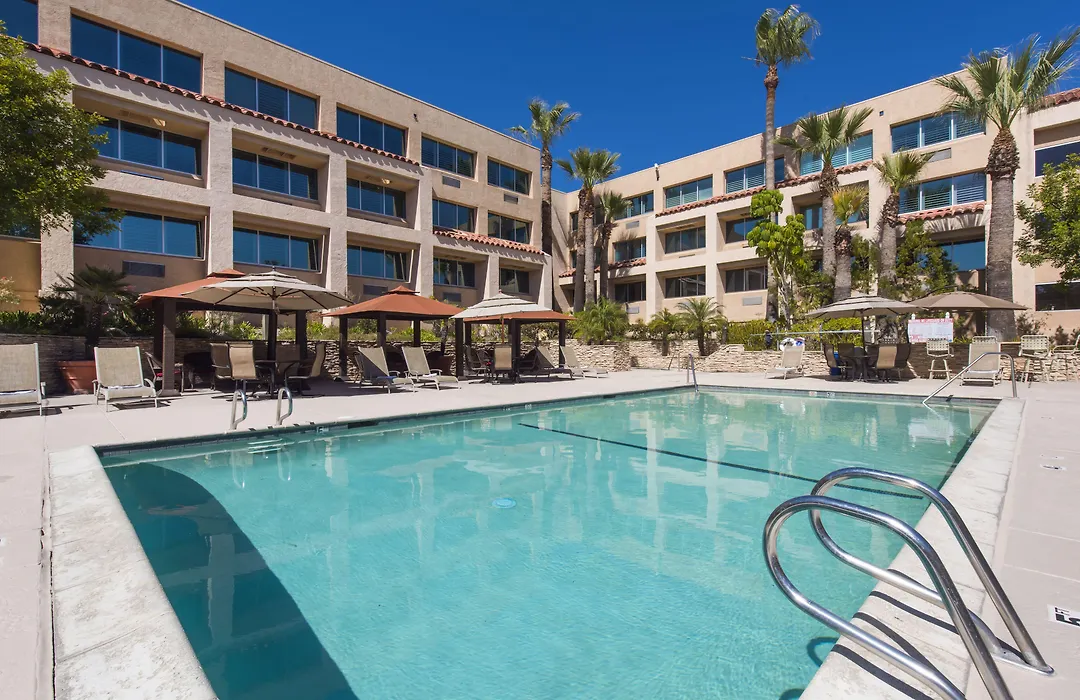 Grand Vista Hotel-1