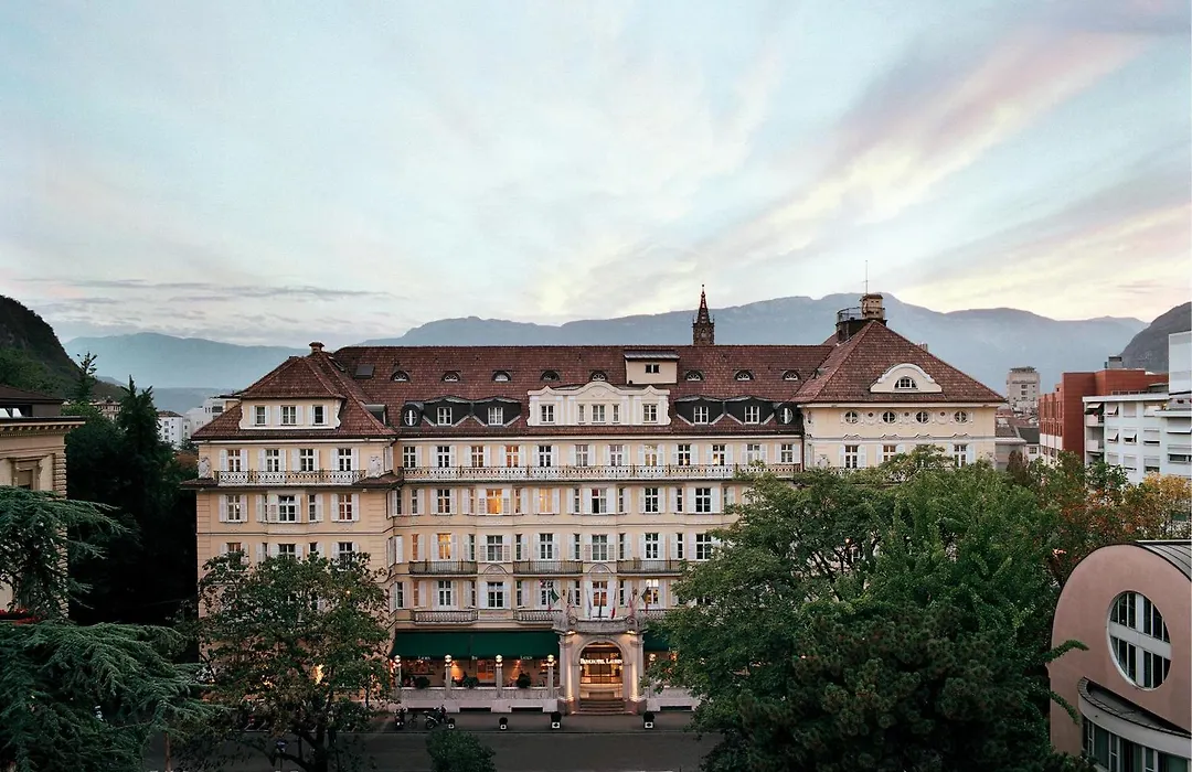 Parkhotel Laurin-1