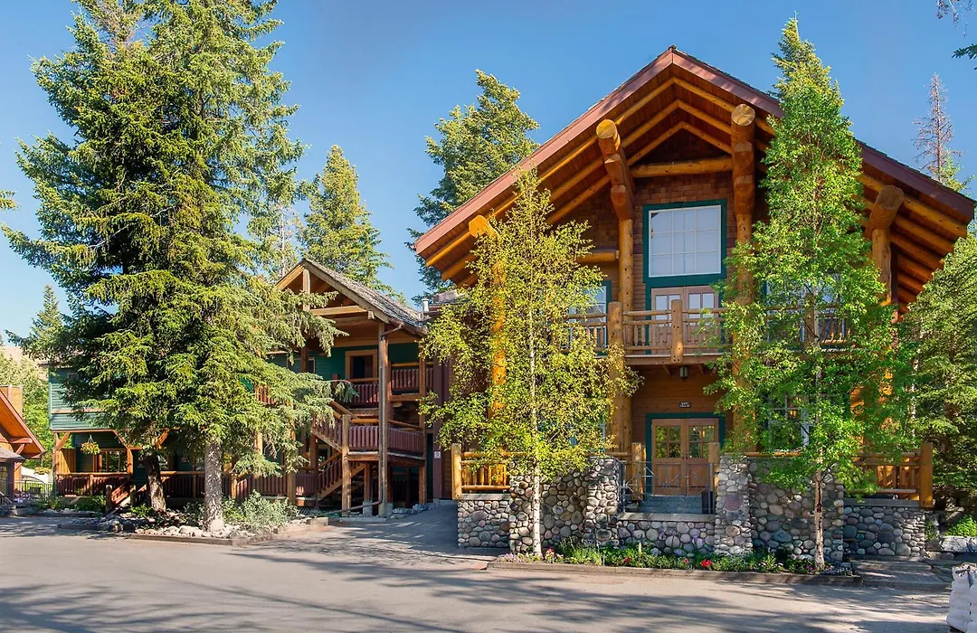 Buffalo Mountain Lodge-1
