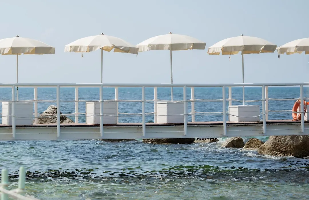 Hotel Riva Del Sole-1