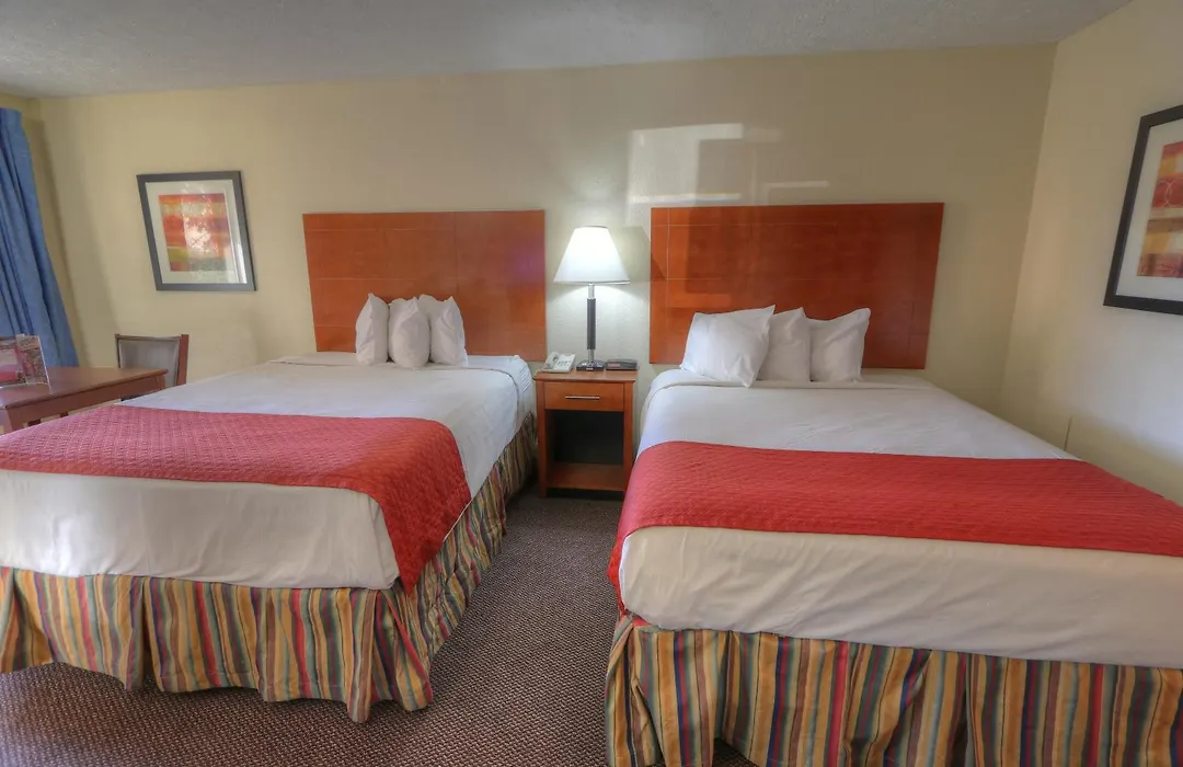 Days Inn By Wyndham Pigeon Forge South-1