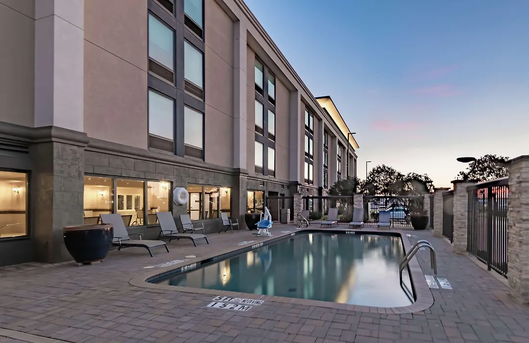 Hampton Inn Waco North-1