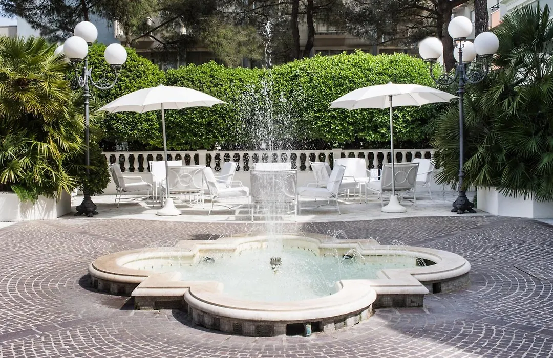 Grand Hotel Des Bains-1