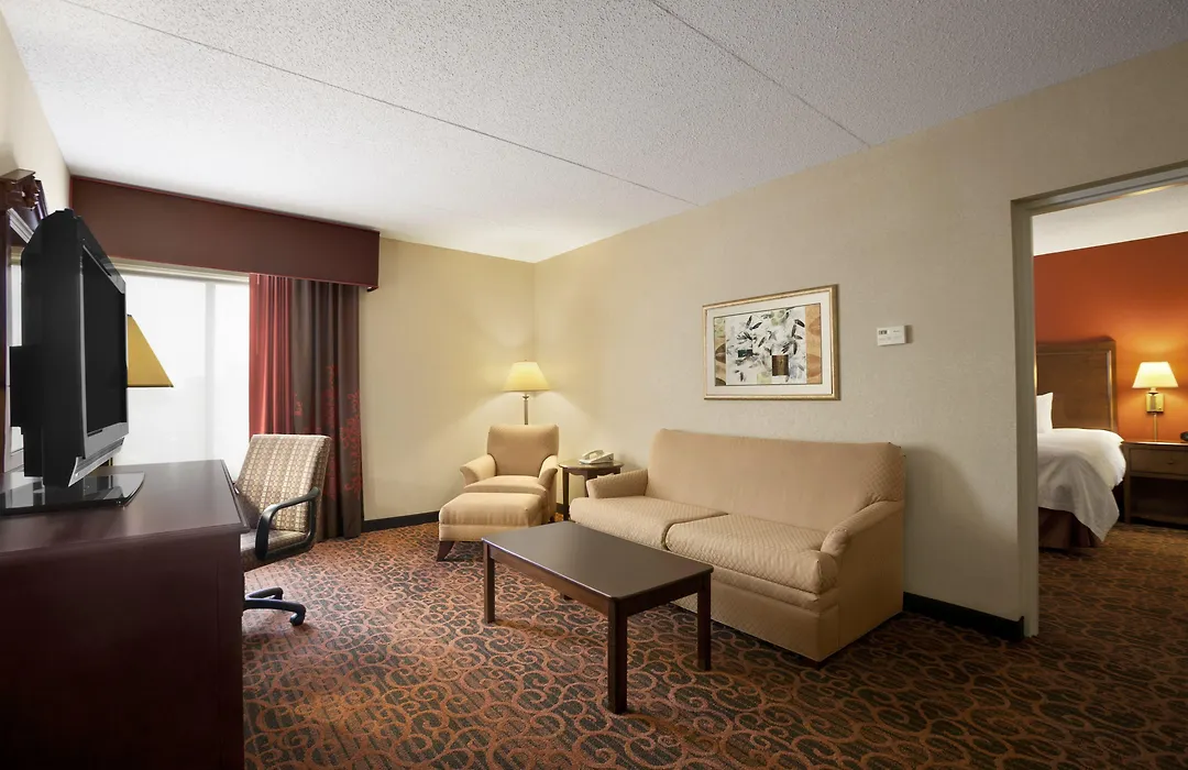 Hampton Inn Erie-South-1